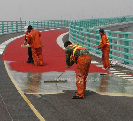 彩色公交車道、彩色自行車道、彩色警示路面